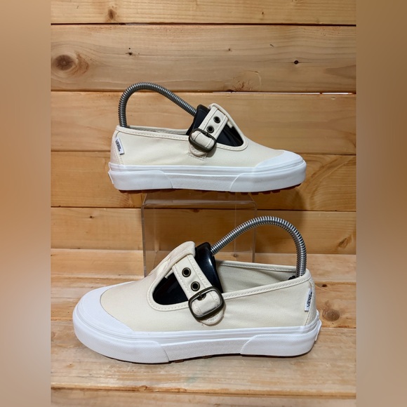 New Vans Style 93 Mary Jane Shoes - Mens size 5 / Womens size 6.5 - Picture 2 of 8